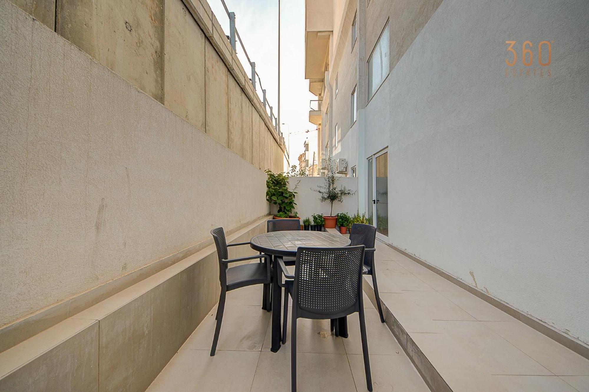 Lovely 2Br Home With Backyard & Sofabed In Gzira By 360 Estates Exterior foto